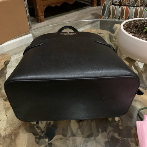 💥💥SOLD💥💥NWT Kate Spade Backpack - Picture 4 of 5